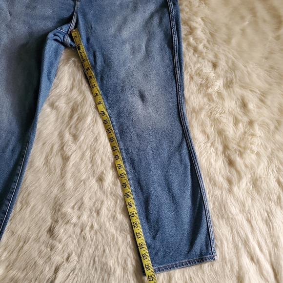 Good American Good Curve Exposed Button Ankle Crop Jeans Size 18 - Picture 10 of 13
